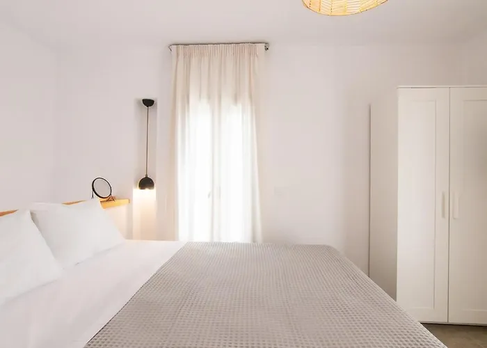 Koreles Ii Τρεις Μπούκες